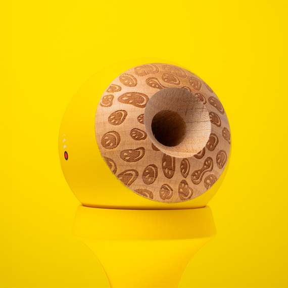 Kendama KROM Barva žlutá