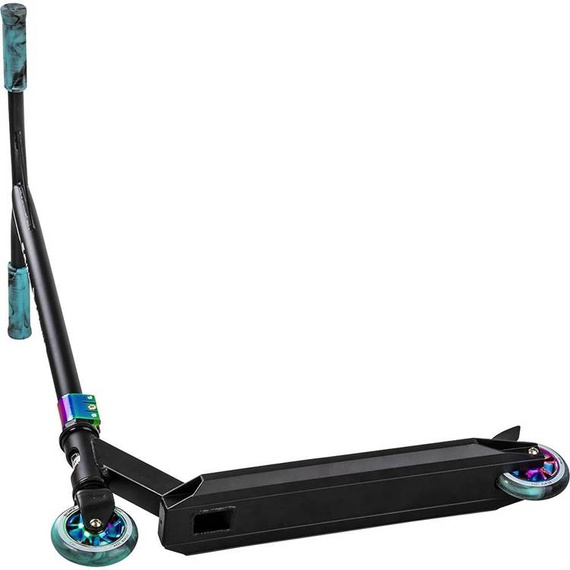 Výkonný skútr Story Bandit DOS Black and Rainbow High. 81 cm