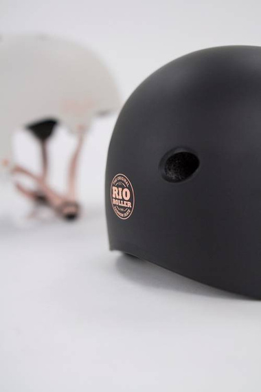 Přilba na kolečkové brusle Rio ROSE Black