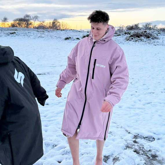 Poncho Ponczo Kurtka Story Change Robe Rose Przydymiony Różowy