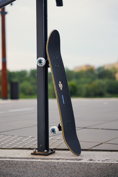 Kompletní městský sportovní skateboard Cloud 7.75"