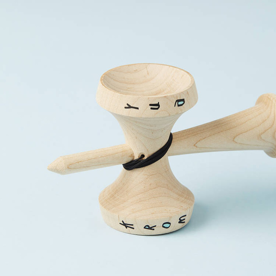 Kendama KROM SIG MOD - YUA