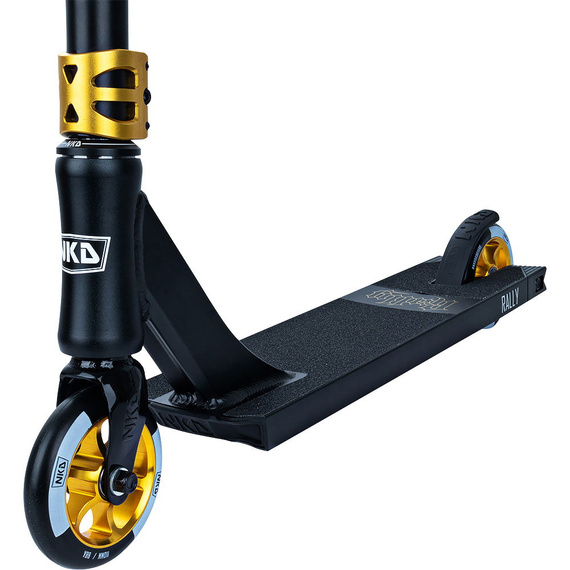 NKD Rally V4 Performance Scooter Black and Gold wys. 79 cm