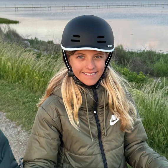 Příběh Retro Certifikovaná přilba černá