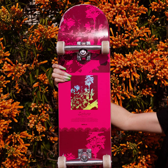 Impala Blossom Skateboard Sakura 8,25"