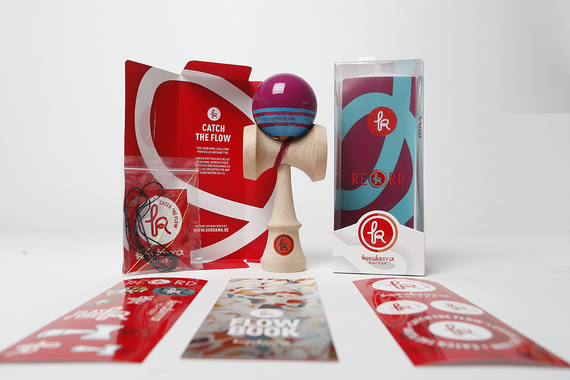 Kendama Europe Record Plus Aqua MC Wildfire