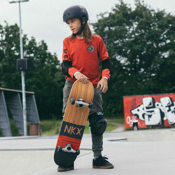 Kompletní skateboard NKX Slate Series Red 8.25"