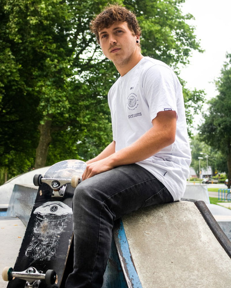 Kompletní skateboard NKX Captain 8.25"