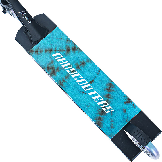 Výkonný skútr NKD Extreme Black and silver wys. 91 cm