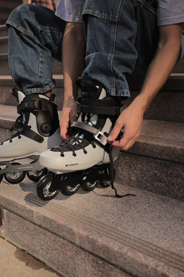 K2 Surge 80 Hardshell Rollers Black and Grey