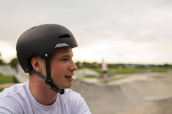 Rekd ULTRALITE In-Mold helma zelená S/M