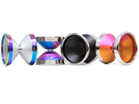 Kovové yoyo pro pokročilé YoYoFactory Demonspeed 2 Silver a Rainbow