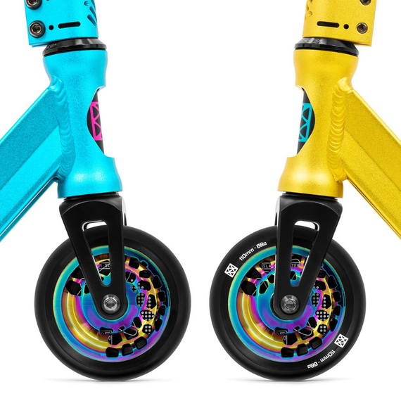 Sada kol pro koloběžky SLAMM Split Core Neochrome 110 mm