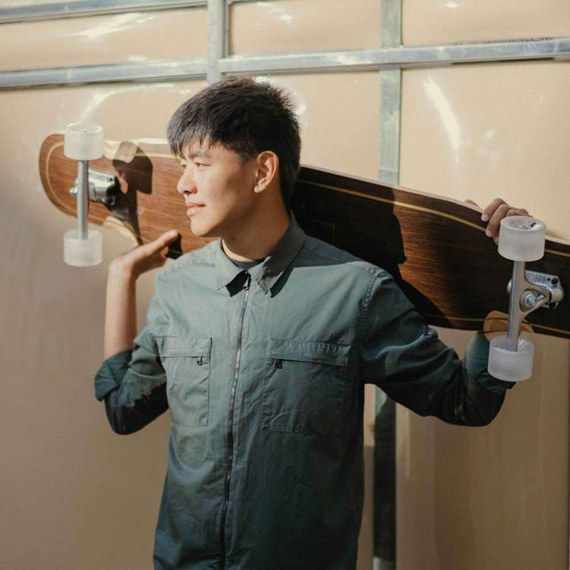 Longboard pro tanečníky NKX Geometric Gold 122 cm