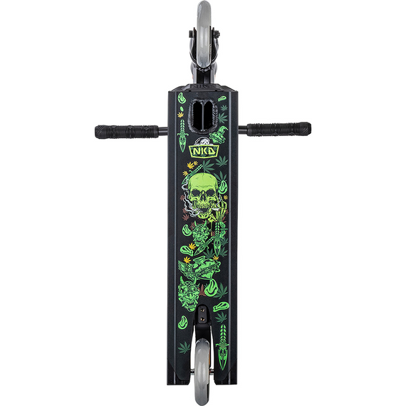 Vysoce výkonný skútr NKD Rally V4 Rasta. 79 cm