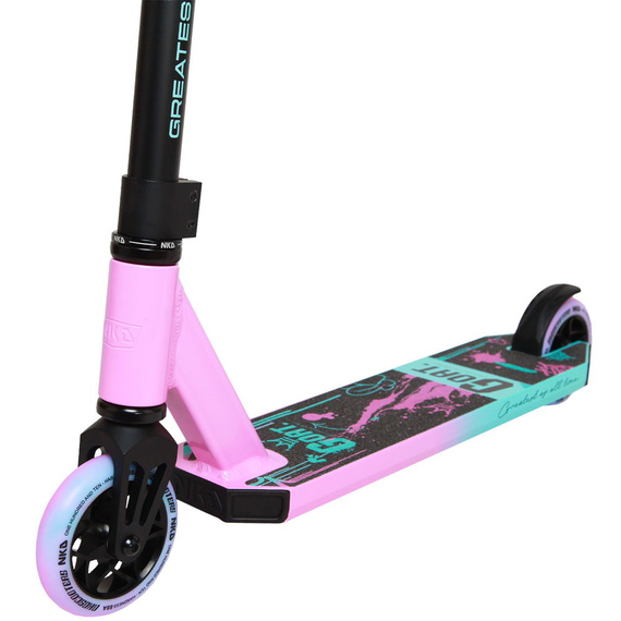 NKD GOAT Stunt scooter Růžová a mentolová barva. 83 cm