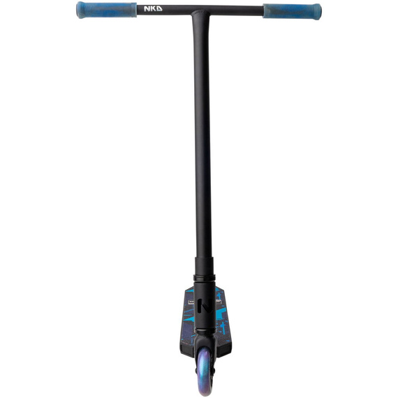 NKD Next Generation Black/Blue Vysoce výkonná hliníková lehká koloběžka pro mladé jezdce. 79,4 cm