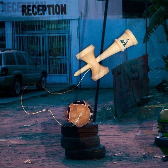 Kendama KROM KOLLEGE B.W.