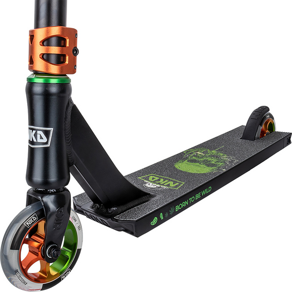 Vysoce výkonný skútr NKD Rally V4 Rasta. 79 cm