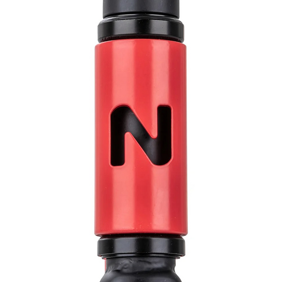 NKD Next Generation Červeno-černá vysoce výkonná hliníková koloběžka pro mladé jezdce. 79,4 cm