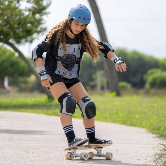 Skateboardová helma NKX Brain Saver Navy L