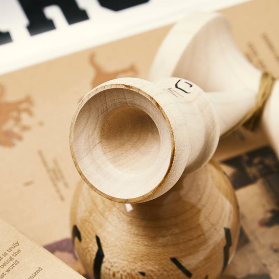 Kendama KROM *21 KOLLEGE GOLDIE