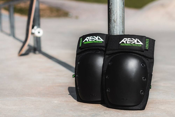 Chrániče kolen REKD Energy Ramp XL Black