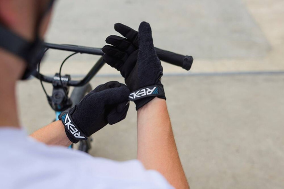 Rukavice REKD Status Bike Black