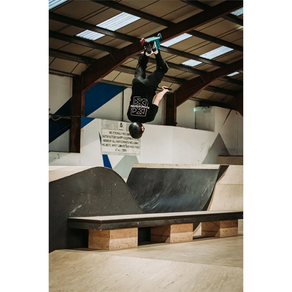 Dětská výkonná koloběžka SLAMM Assault oranžová 84 cm