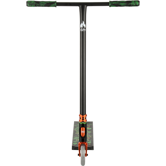 Vysoce výkonný skútr NKD Nitro Street Rasta. 91 cm