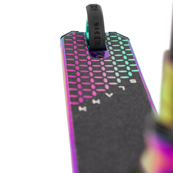 Dětská výkonnostní koloběžka SLAMM Assault Neochrome 84 cm