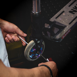 Servis skútrů: výměna kol (kompletní)