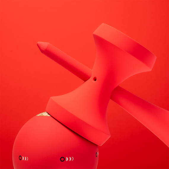 Kendama KROM Barva červená