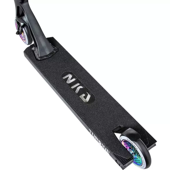 Výkonný skútr NKD Turbine Black & Rainbow High 87 cm