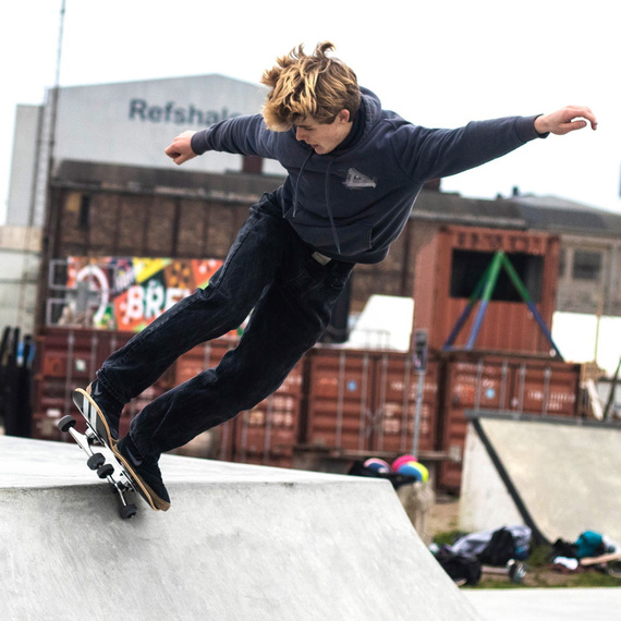 Kompletní příběh Genetic Skateboard Black 8.0"