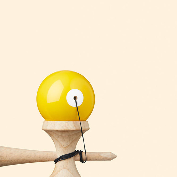 Kendama Krom POP LOL Yellow