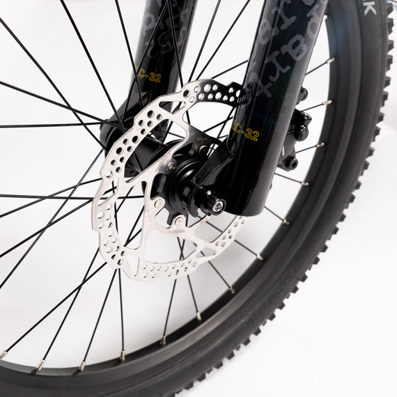 KUbikes 20S DISC superlehké dětské kolo černé