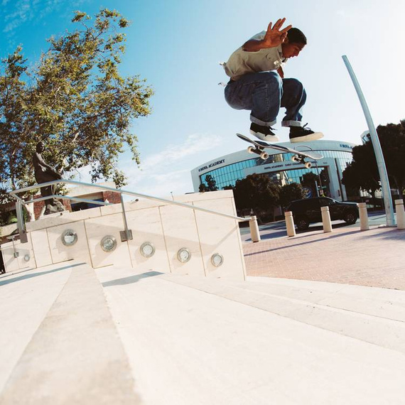 GLOBE G0 Reverb skateboard - černá/modrá 8.5"