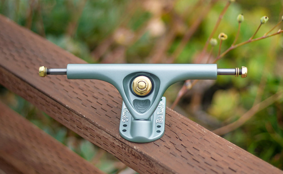 Longboardové trucky Paris V3 180 mm 50° Longboardové trucky Crystal Blue