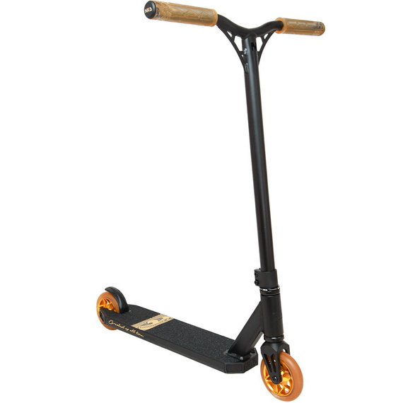 NKD GOAT Stunt scooter Black and gold wys. 83 cm