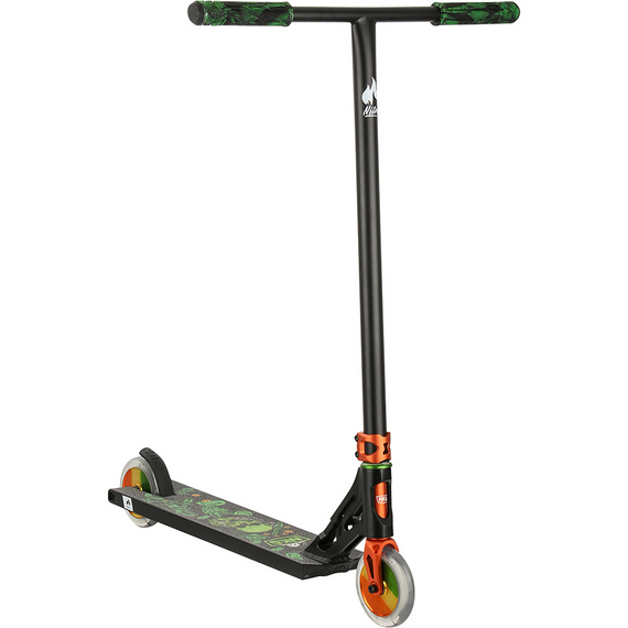 Vysoce výkonný skútr NKD Nitro Street Rasta. 91 cm