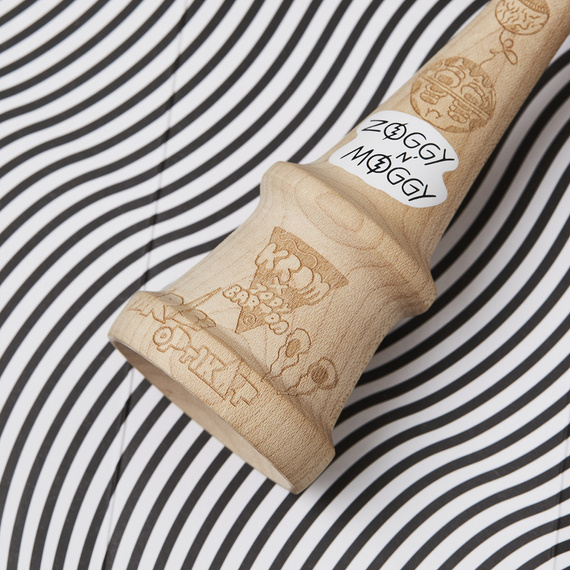 Kendama KROM Zoggy N' Moggy Sandplanet