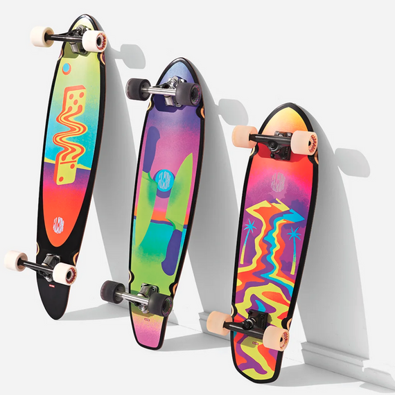 Cruiser GLOBE Big Blazer Melted Mountains 81,2 cm skateboard