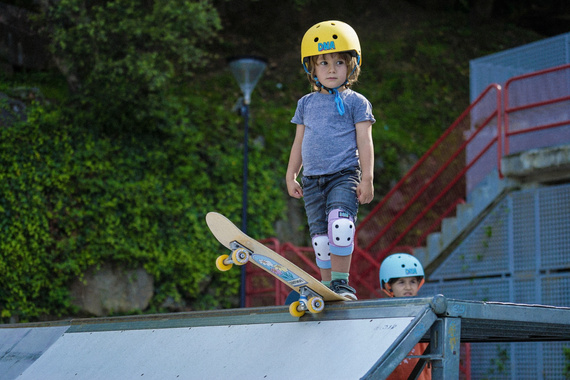 Tricks MINI Baby Monster skateboard pro děti 8.25″